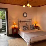 Casa Pequena Da Terra Alta *