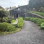 Casa Pequena Da Terra Alta Casa de Férias Santo Amaro (Azores)