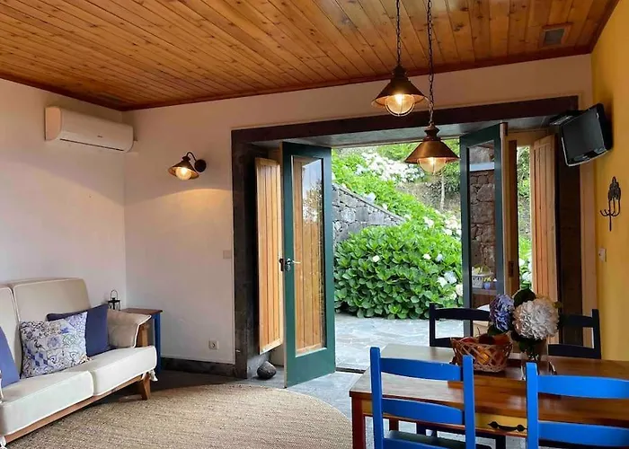 Casa Pequena Da Terra Alta *